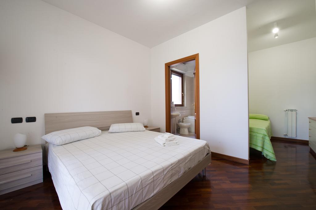 Domus Bb - Plaza Hotel Fiumicino Exterior foto